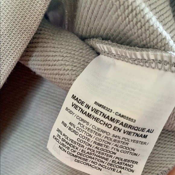 Nike Dri-Fit Swoosh Cropped Sweatshirt - Picture 6 of 7